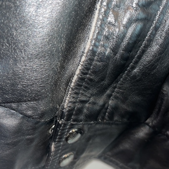 VINTAGE black leather lined Moto biker bomber jacket size XL Bermans - Picture 10 of 16